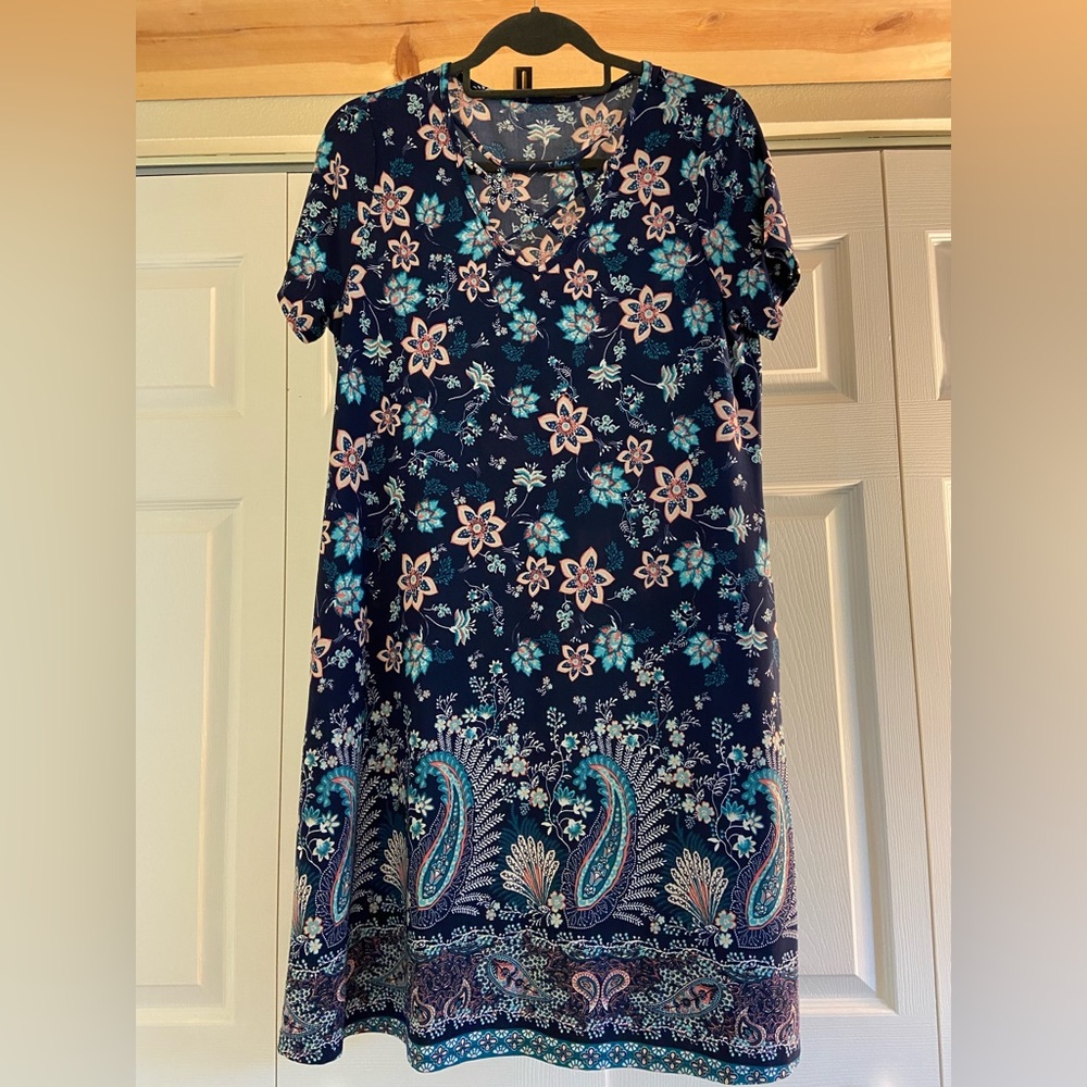 Paisley and flower dress with pockets size large